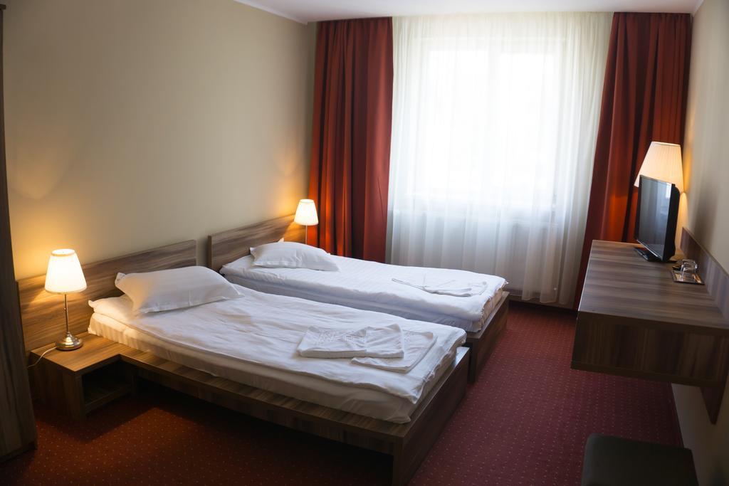 Hotel Merkur Miercurea Ciuc Luaran gambar